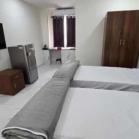 Single Suite Room ไฮเดอราบัด ภายนอก รูปภาพ